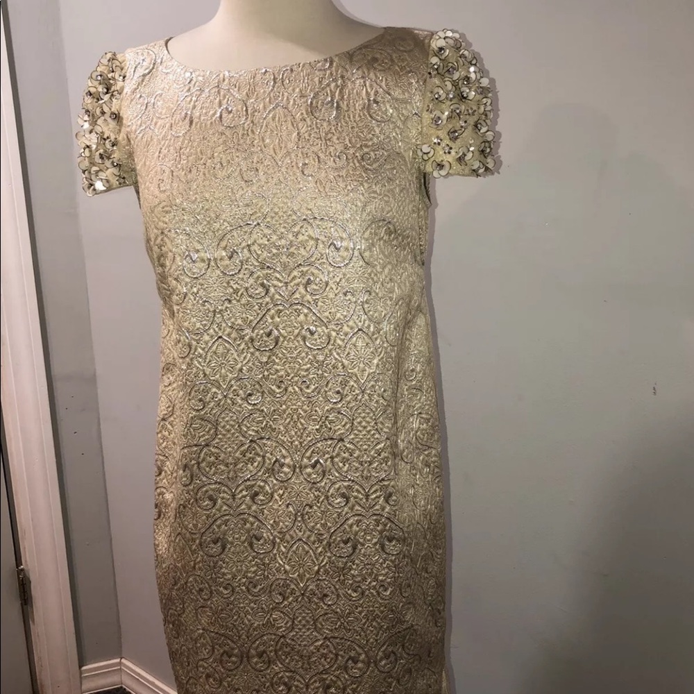 VALENTINO RED  brocade beaded DRESS - size 6